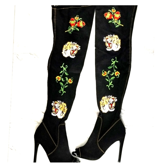 Cape Robbin Over the knee Boots - Picture 1 of 9